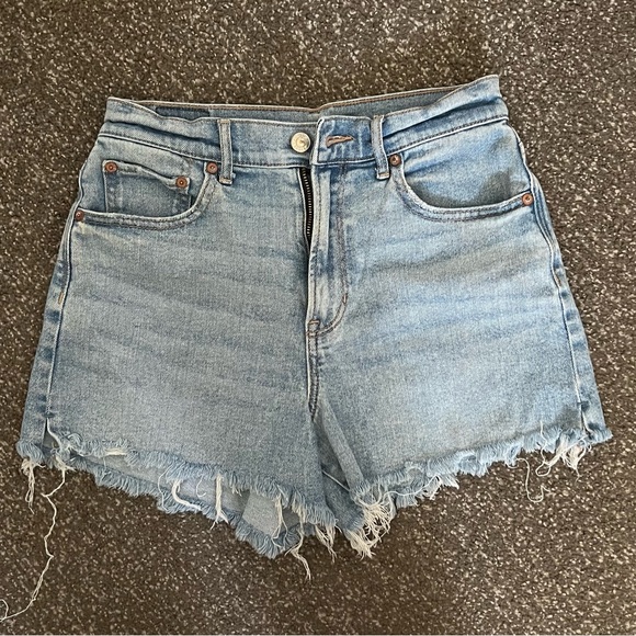 American Eagle Highest Rise Boyfriend Short - Picture 1 of 3